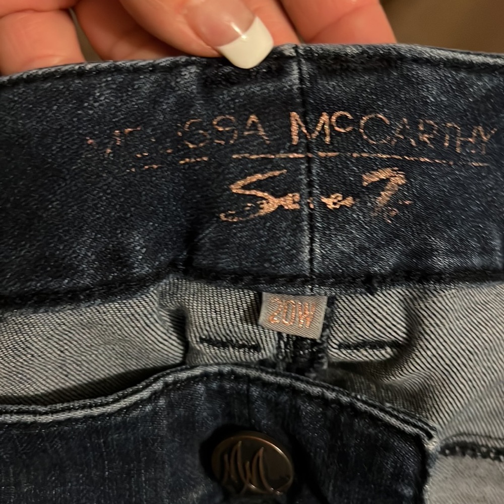 7-Speckled Jeans - Picture 3 of 4